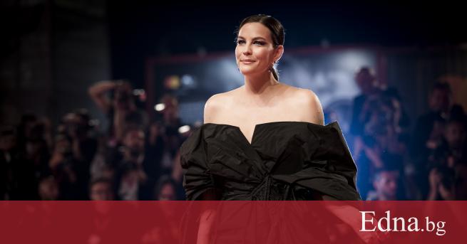 Дъщеря на солиста на група Aerosmith актриса фотомодел примерна съпруга