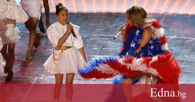 Крушата не пада по далече от дървото това важи с пълна