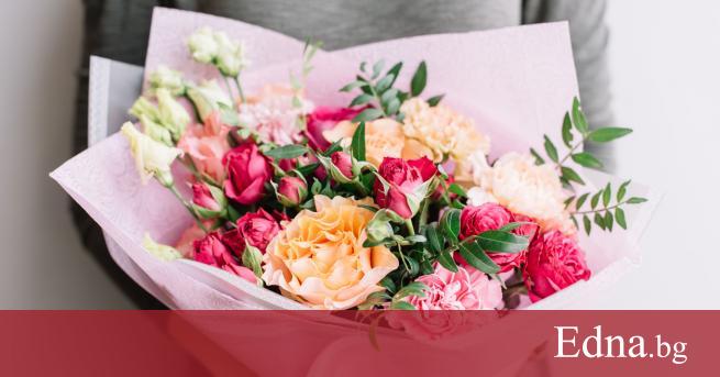 Оказва се че красивият вид на цветята и техният приятен