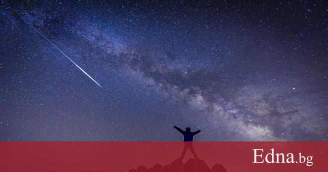 По това време на годината погледите на астрономи и любители