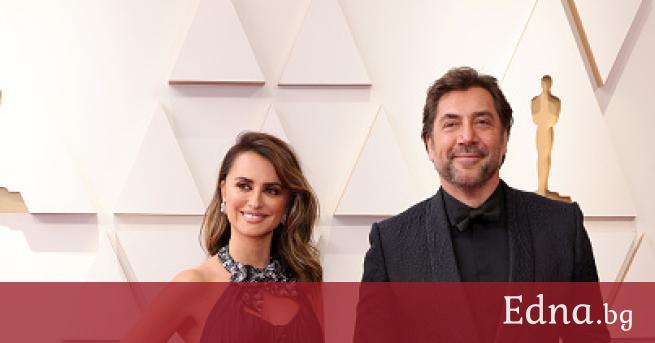 Sexy et en forme à 55 ans : Javier Bardem se déshabille pour Penelope Cruz – Célébrités