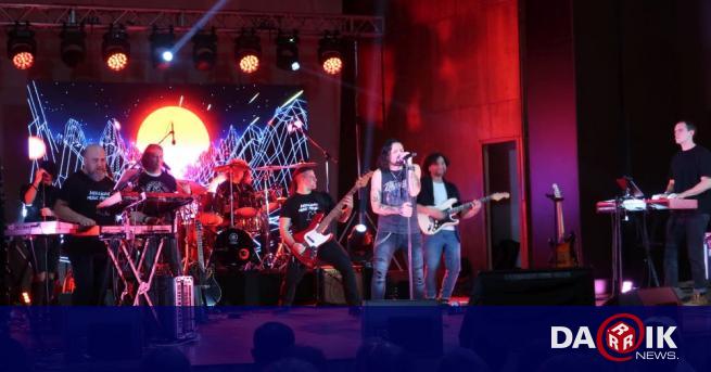 Взрив от емоции предизвика концертът в Плевен на българските представители на Евровизия