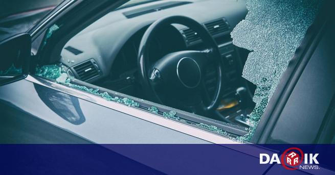 След верижна катастрофа във В. Търново: Водач счупи стъкло на автомобил