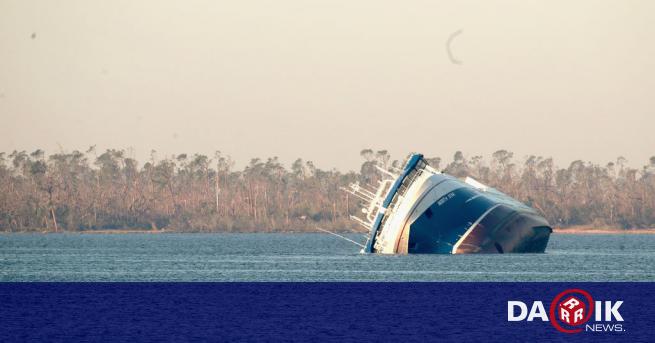 Два товарни кораба са се сблъскали днес в Мраморно море