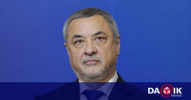Бившият вицепремиер Валери Симеонов ще се кандидатира за президент  