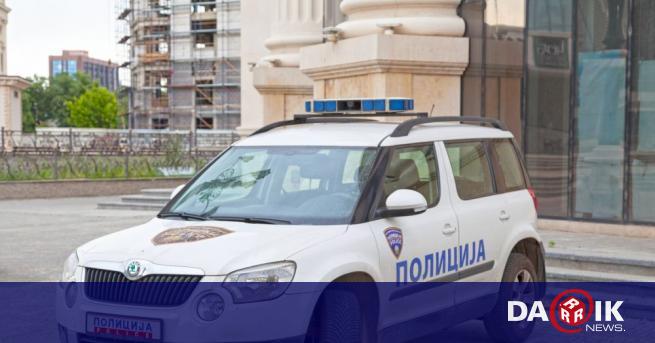 Полицията в Скопие блокира района около сградата на Македонския народен