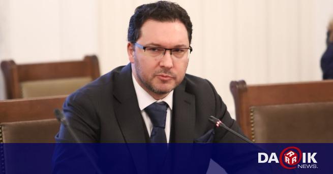 Photo of Qui est Daniil Mitov proposé comme nouveau ministre des Affaires étrangères – Bulgarie