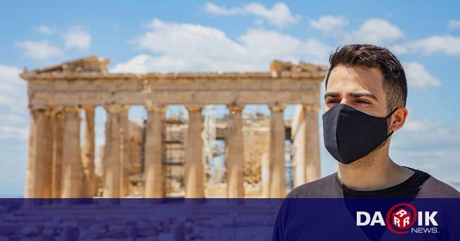 В Гърция обсъждат въвеждането на бърз тест за неваксинирани лица