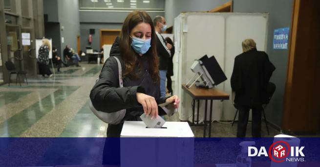 ЦИК обяви края на изборния ден   С решение номер 954 ПВР НС