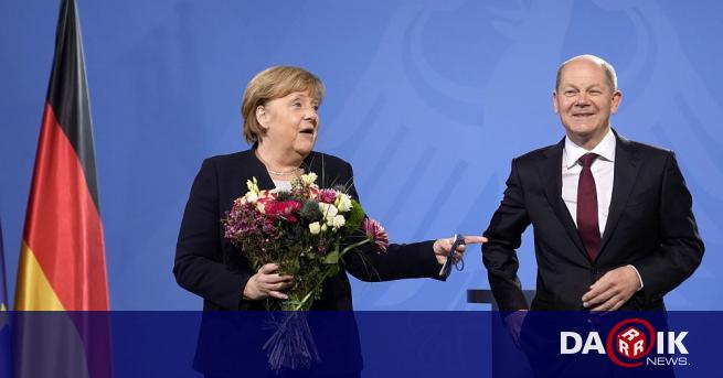 Ангела Меркел завърши 16-те си години като германски канцлер с