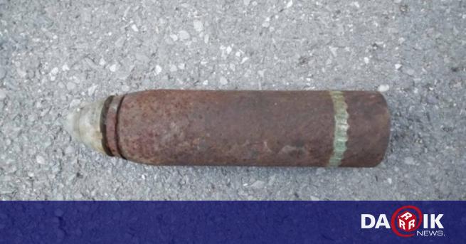 Невзривени боеприпаси открити в нерегламентирано сметище в землището на село
