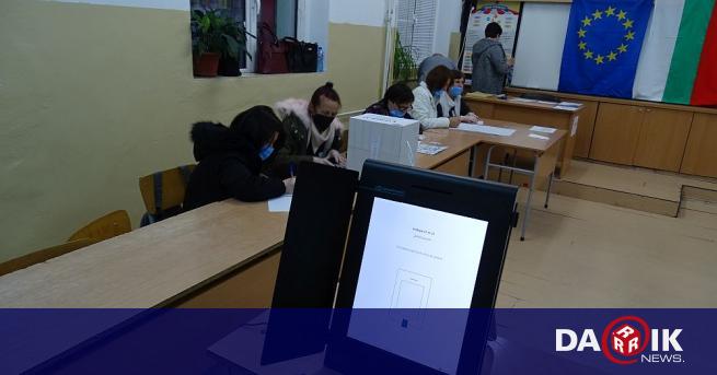 Избирателната активност във Врачански избирателен район е 26 48 на