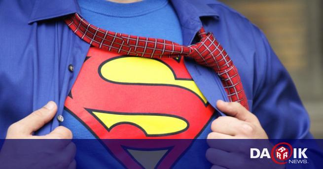 DC Comics обяви в понеделник че новият Супермен който е
