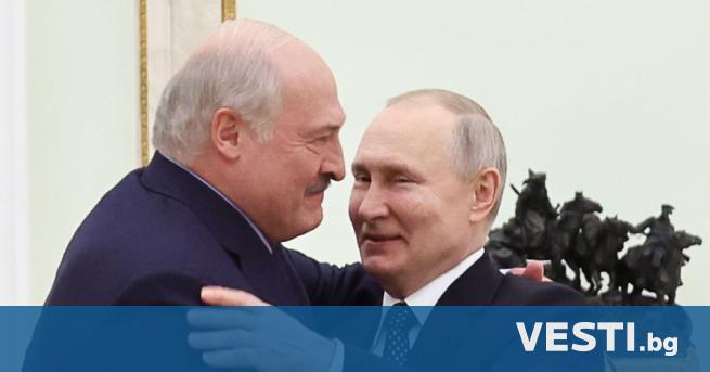 Беларуският президент Александър Лукашеко пристигна на визита в Москва Това