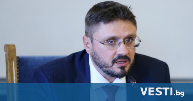 class first letter big П арламентът избра Кирил Вълчев за генерален директор на Българската