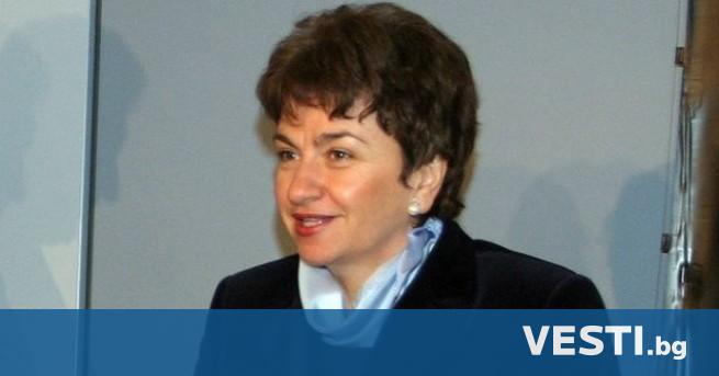 Президентът Румен Радев подписа указ за освобождаването на Меглена Иванова