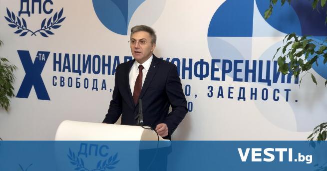 устафа Карадайъ беше преизбран за председател на Движението за права