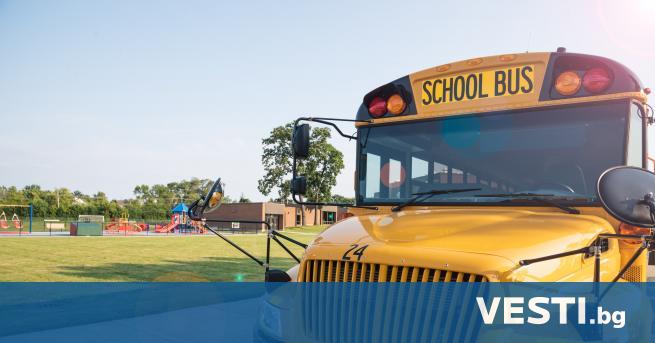 динадесетгодишно момче отвлече училищен автобус в американския град Батън Руж