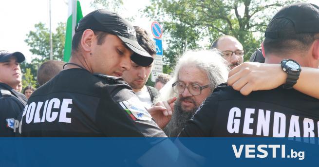 Н иколай Колев Босия осъди Прокуратурата за незаконно задържане От държавното