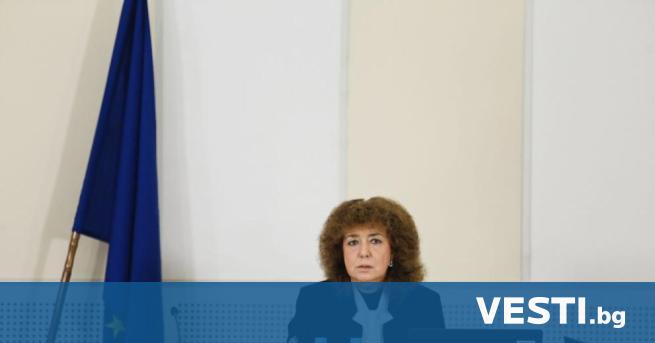 Държавният глава Румен Радев в съответствие с конституционните си правомощия