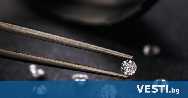 О съдиха жена заради кражба на диаманти на обща стойност