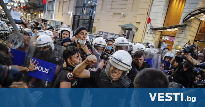 Турция задържа 110 души в 21 провинции включително в населения