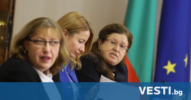 редседателя на ЦИК Стефка Стоева обяви пред членовете на комисията