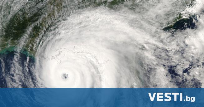 З аради приближаването на тайфуна Ин-фа в Източен Китай бяха