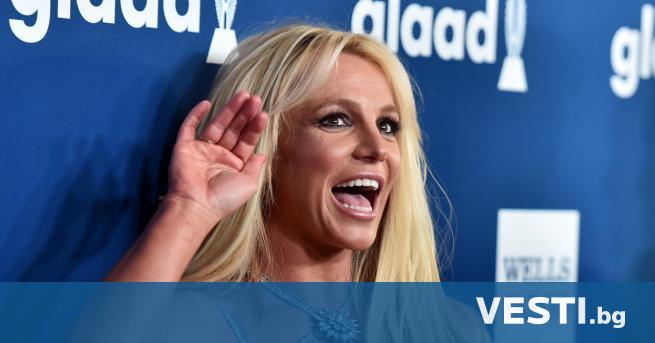 En maillot de bain provocateur : Britney Spears a montré des rondeurs sur la plage (VIDEO) – Curious