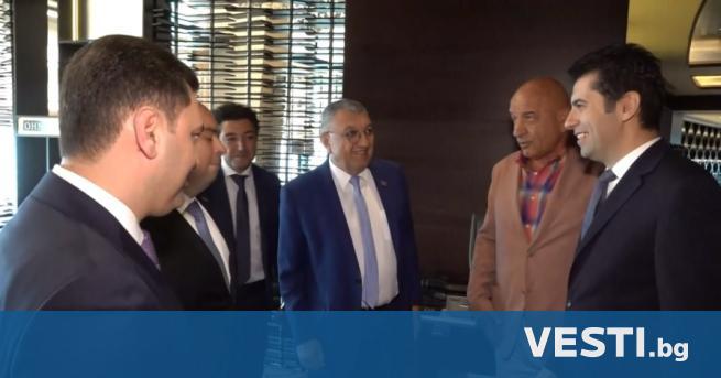 Министър-председателят в оставка Кирил Петков обсъди с президента на Азербайджан