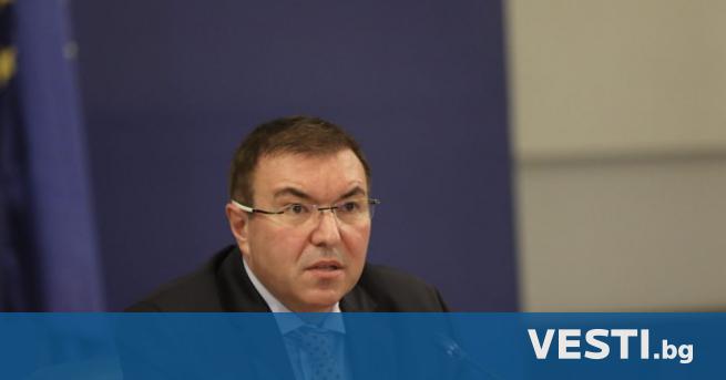 дравният министър Костадин Ангелов каче че е рано да се