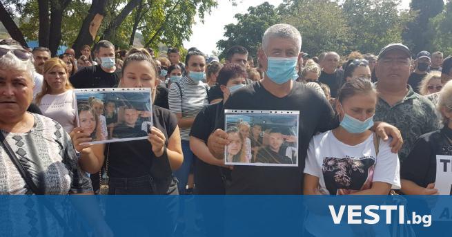 Ж ителите на Айтос излязоха на втори пореден протест Хората