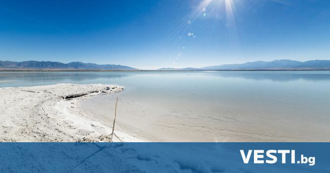 Нивото на водата в Голямото солено езеро в Юта спадна