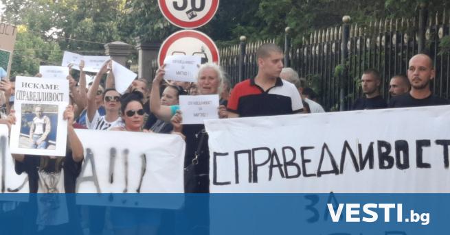 Районната прокуратура в Пловдив ще поиска от съда 19 годишните