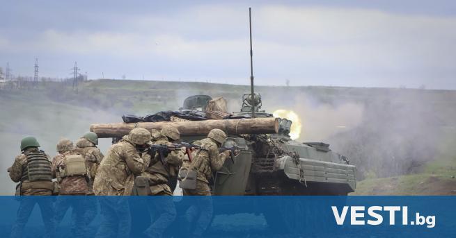 Украинските войници ще получават допълнителни 100 000 гривни 2710 долара