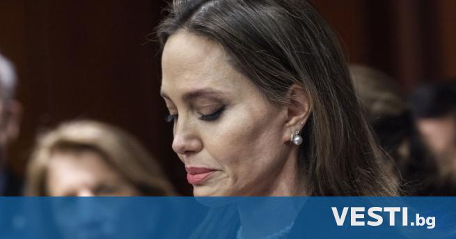 Анджелина Джоли тайно си урежда срещи с мъже като се