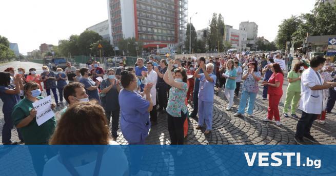 М едиците от Пирогов прекратяват протестните си действия Синдикатите към болницата