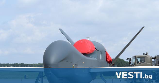 Американски разузнавателен дрон лети над Черно море сочат данни на