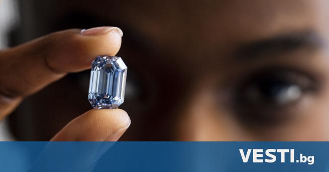 Най-големият, най-ценен и наскоро открит син диамант отива на търг.