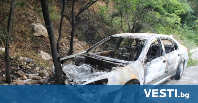 Лек автомобил "Пежо" с македонска регистрация изгоря рано тази сутрин
