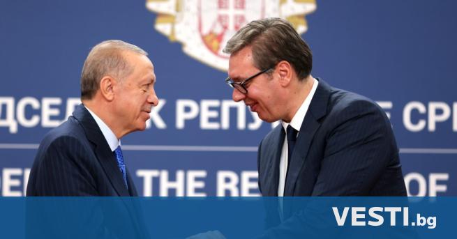 Президентът на Сърбия Александър Вучич заяви че е разговарял днес