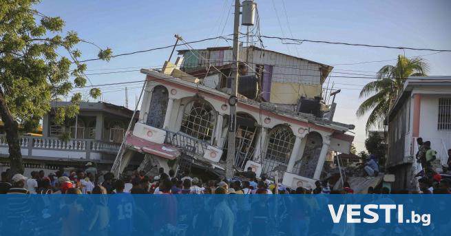 Б роят са загиналите от земетресението в Хаити достигна 304