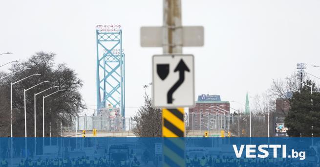 Канада обяви смекчаване на въведените заради COVID-19 ограничения по границите