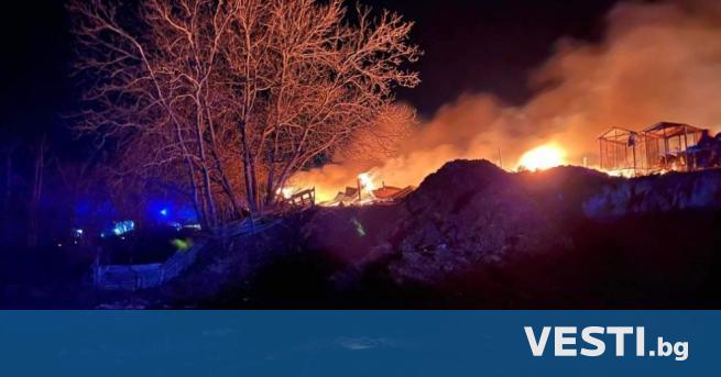 Голям пожар избухна късно снощи във ферма край великотърновското село