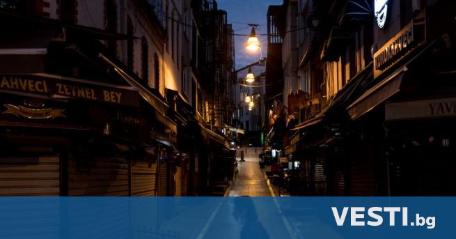П очивайте в Турция без турци гласи една сатирична туристическа