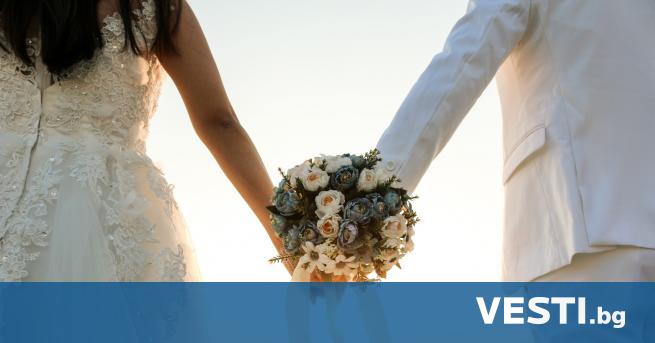 Ф ренски войник направи предложение за женитба на приятелката си