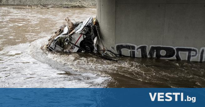 Н ови наводнения заляха части от Белгия след като гръмотевични
