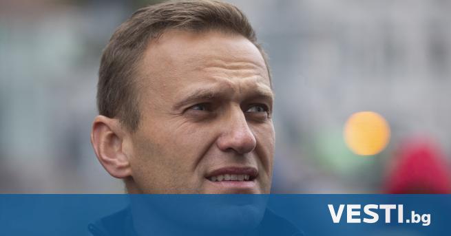 уският опозиционер Алексей Навални е приет в болница след отравяне,