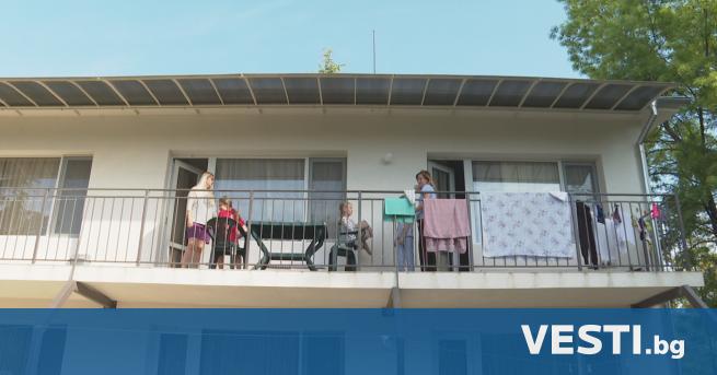 Започна настаняването на украинските бежанци в държавните бази по морето
