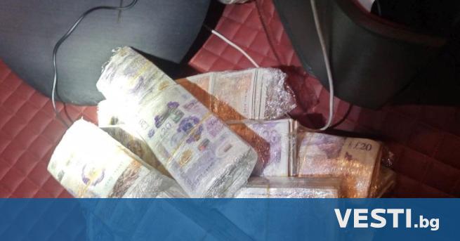 Митничари откриха недекларирана валута от над 1 000 000 лв
